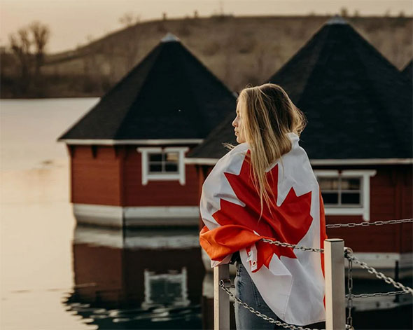 Lady looking for the cheapest countries for Canadians